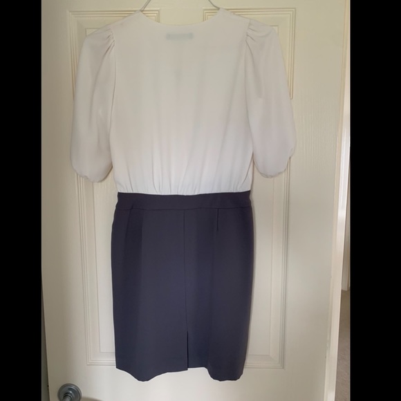 G2000 Dress - Picture 2 of 3